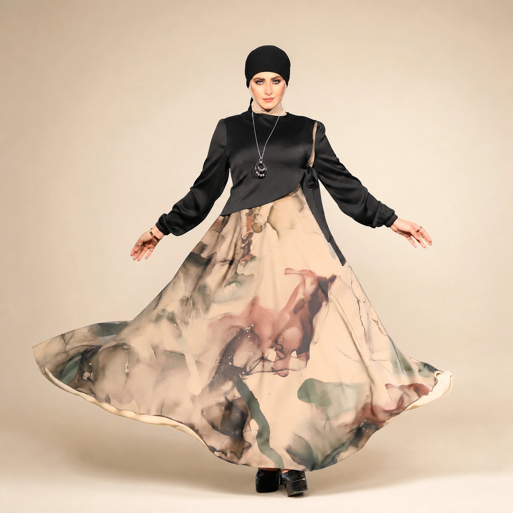 CODE-670 - أسود